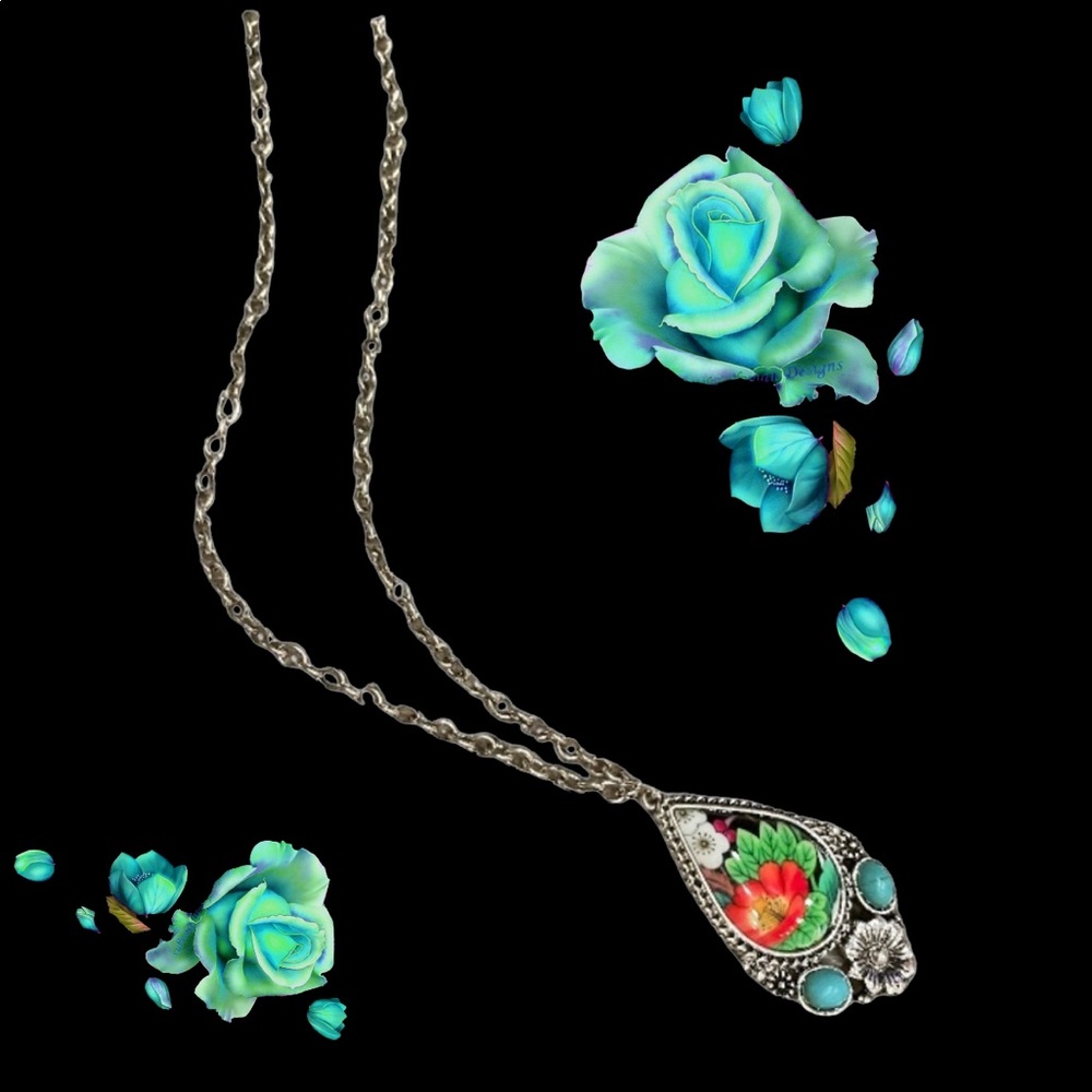 NWT Spanish Floral Necklace